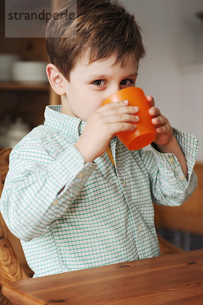 Tasse  Junge - Person  Kunststoff