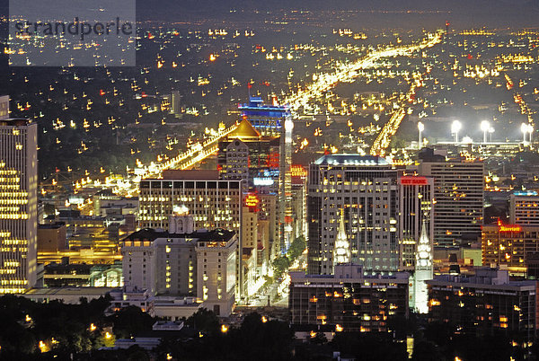 Utah  Salt Lake City  bei Nacht
