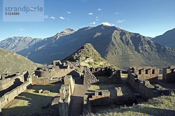 Peru  Cuzco Bereich  Crow Valley  Pisac  Ruine der Inkastadt