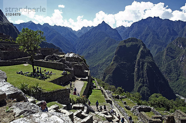 Peru  Cuzco Bereich  Crow Valley  Machu Picchu Inka Ruinen
