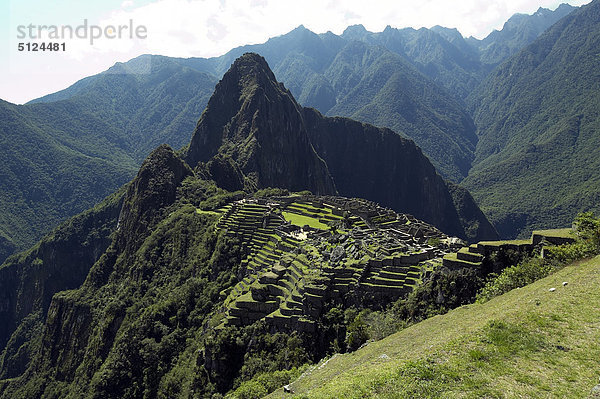 Peru  Cuzco Bereich  Crow Valley  Machu Picchu Inka Ruinen