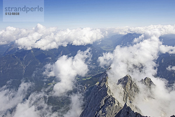 Europa  Deutschland  Bayern  Deutsche Alpenstrasse Garmisch Partenkirchen Bereich