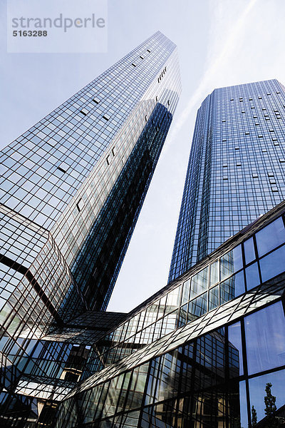 Europa  Deutschland  Frankfurt  Blick auf die Deutsche Bank mit Wolkenkratzer