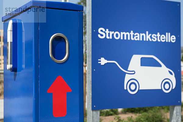 Stromtankstelle für Elektroautos  Frankfurt am Main  Deutschland