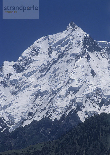 Vergletscherter Berg in Tibet