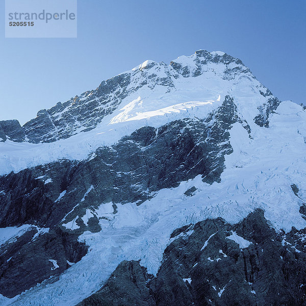 Vergletscherter Berg  Mt. Cook Nationalpark  Neuseeland