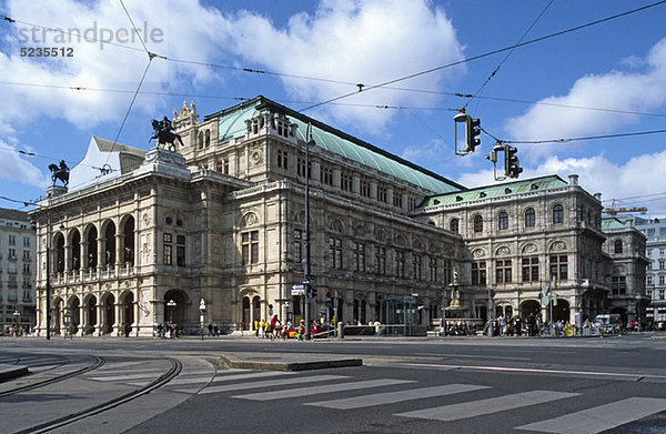 Austria  Vienna  Vienna state opera house