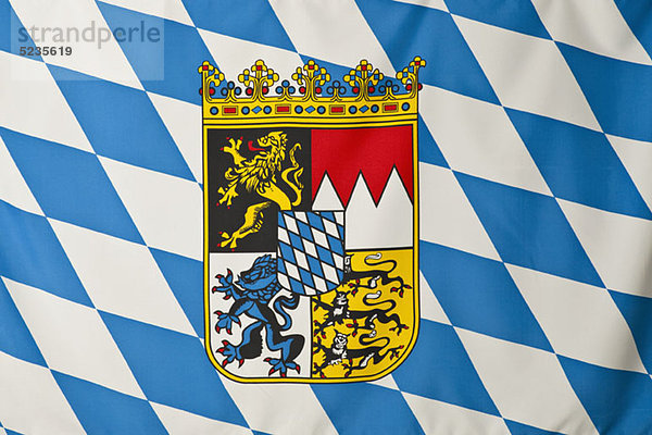 Bayern-Flagge  weiße und blaue Rauten mit bayerischem Wappen