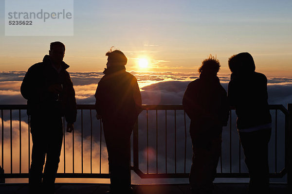 Geländer an der Zugspitze  Garmisch-Partenkirchen  Deutschland