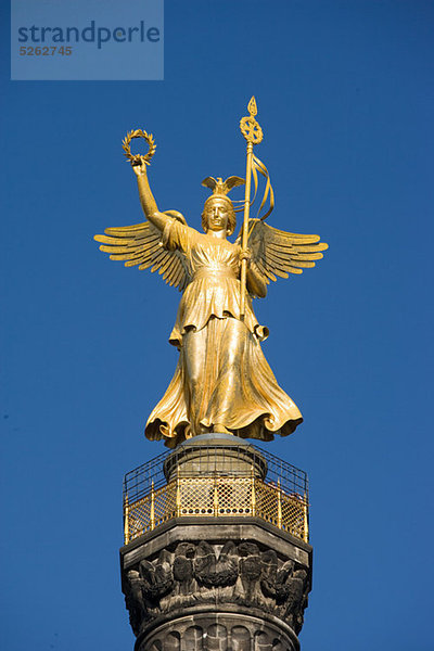 Goldstatue  Siegessäule  Berlin  Deutschland