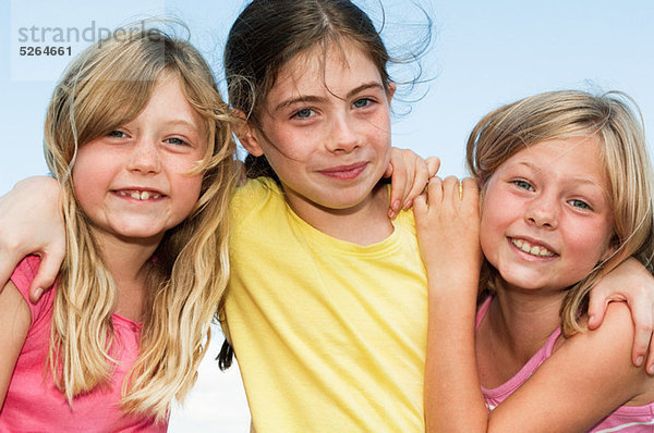 Drei Mädchen  portrait