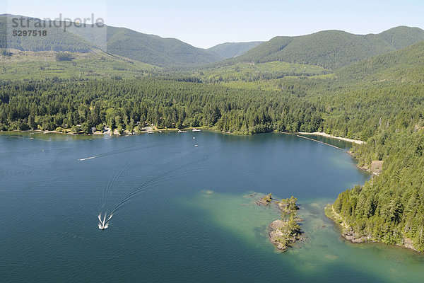 Luftaufnahme  Gordon Bay Provincial Park  Cowichan Lake See  Vancouver Island  British Columbia  Kanada