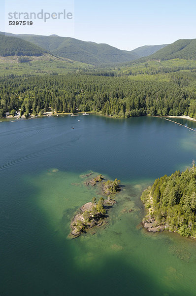 Luftaufnahme  Gordon Bay Provincial Park  Cowichan Lake See  Vancouver Island  British Columbia  Kanada