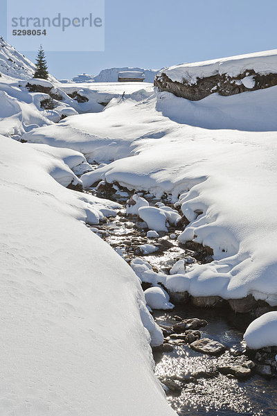 Europa  Bach  Lodge  Landhaus  Österreich  Schnee  Vorarlberg