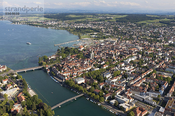 Luftaufnahme  Konstanzer Altstadt mit dem Konstanzer Trichter  Landkreis Konstanz  Bodensee  Baden-Württemberg  Deutschland  Europa