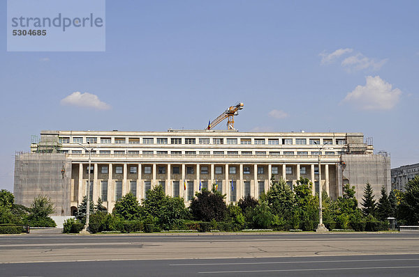 Victoria Palace  Regierungssitz  Regierung  Piata Victoriei  Platz  Bukarest  Rumänien  Osteuropa  ÖffentlicherGrund