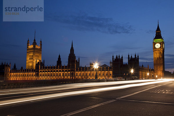 Europa Großbritannien London Hauptstadt Brücke Westminster Abenddämmerung England Houses of Parliament