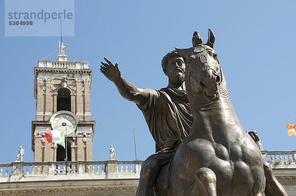 Reiterstandbild des Kaisers Mark Aurel  Piazza del Campidoglio  Kapitolsplatz  Kapitol  Rom  Italien  Europa