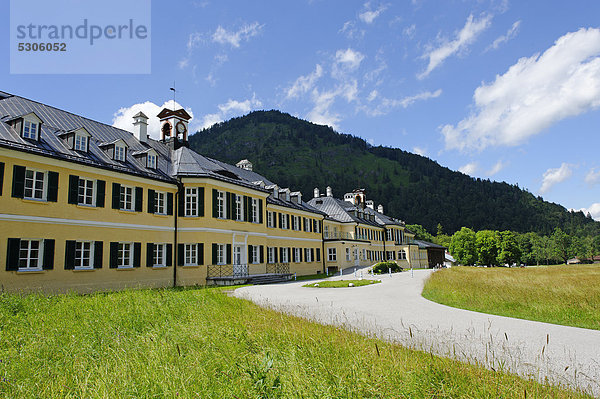 Ehemaliges Bad  heute Bildungszentrum der CSU  Wildbad Kreuth  Kreuth  Oberbayern  Bayern  Deutschland  Europa