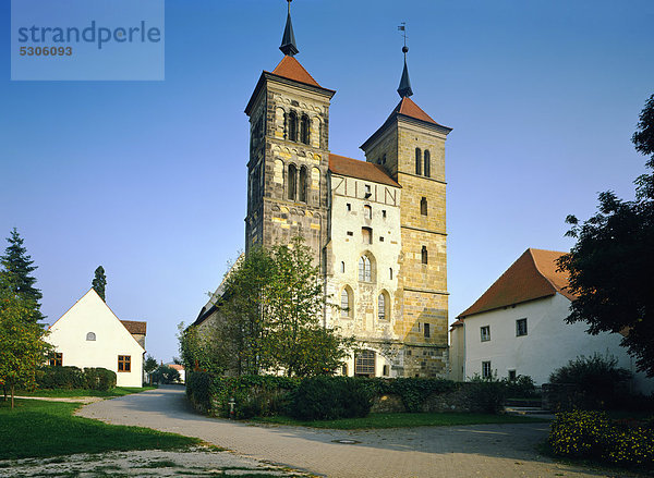 Ehemalige Klosterkirche Auhausen  Ries  Bayrisch Schwaben  Bayern  Deutschland  Europa