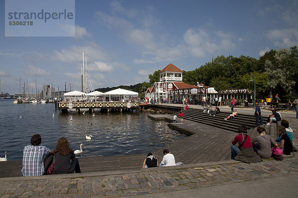 Wasserrand Hafen Europa Meer Cafe Restaurant Baltikum Bellevue Flensburg Deutschland Schleswig-Holstein