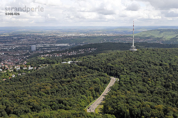 Aussicht vom Stuttgarter Fernsehturm zum Fernmeldeturm  Stuttgart  Baden-Württemberg  Deutschland  Europa