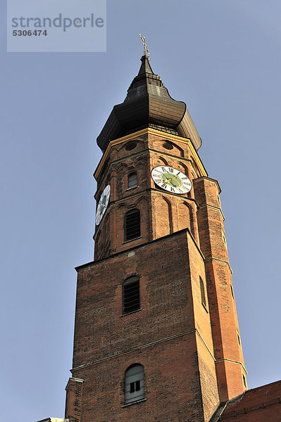 Kirchturm der Basilika St. Jacob  St. Jakob-Kirche  erstmals erwähnt 1288  Straubing  Bayern  Deutschland  Europa