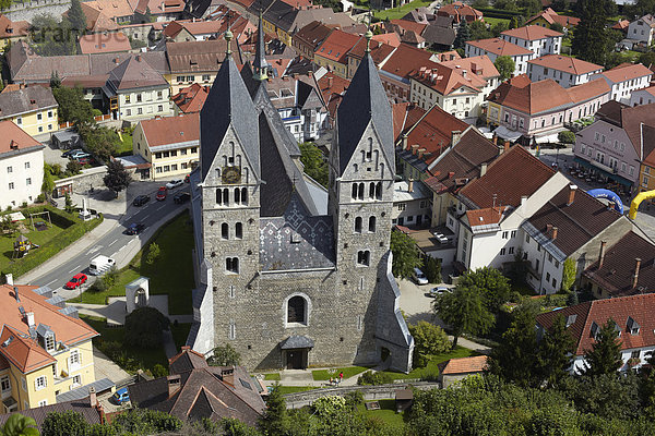Mittelalterliche Stadt Friesach  Stadtpfarrkirche  Kärnten  Österreich  Europa