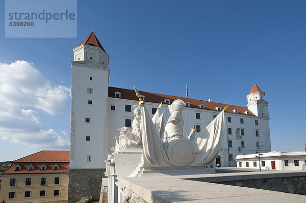 Bratislavaer Burg  Bratislava  Pressburg  Slowakei  Europa  ÖffentlicherGrund