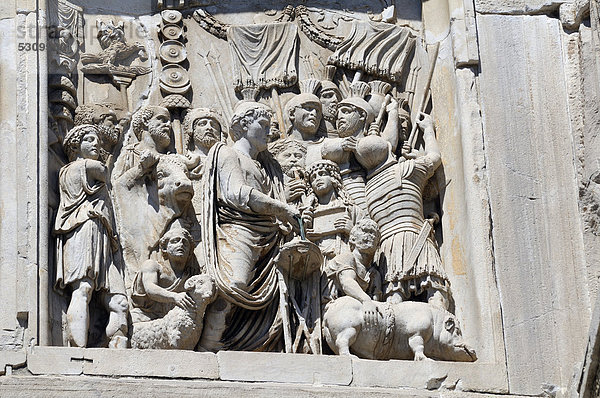 Relief am Konstantinbogen  Rom  Latium  Italien  Europa