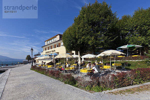 Das Schloss-Cafe am Tegernsee  Oberbayern  Bayern  Deutschland  Europa  ÖffentlicherGrund