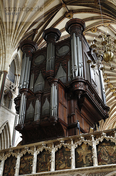 Orgel von 1665 in der Exeter Kathedrale  13. Jhd.  Exeter  Devon  England  Großbritannien  Europa