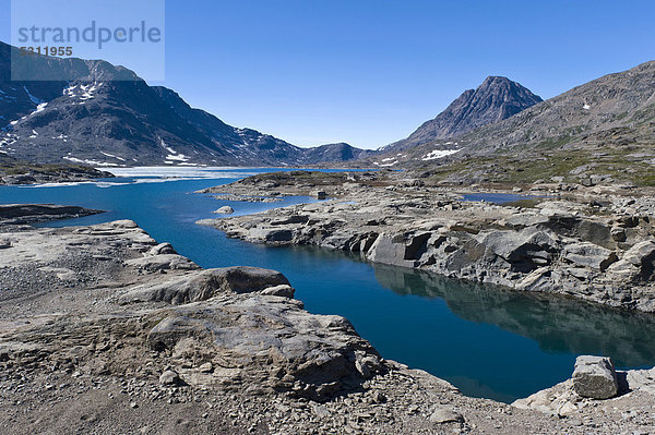 Landschaft bei Tasiilaq oder Ammassalik  Ostgrönland  Grönland