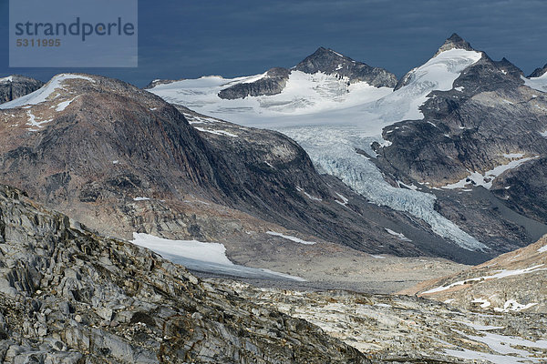 Berge am Mittivakkat-Gletscher  Halbinsel Ammassalik  Ostgrönland  Grönland