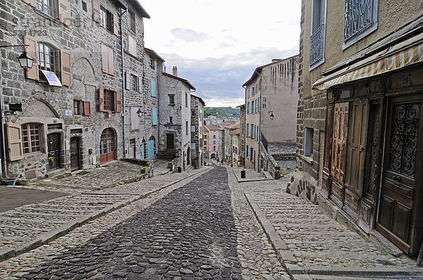 Steile Straße  Altstadt  Le Puy-en-Velay  Departement Haute-Loire  Auvergne  Frankreich  Europa