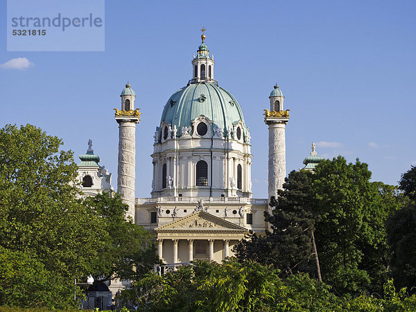 Karlskirche  Wien  Österreich  Europa  ÖffentlicherGrund