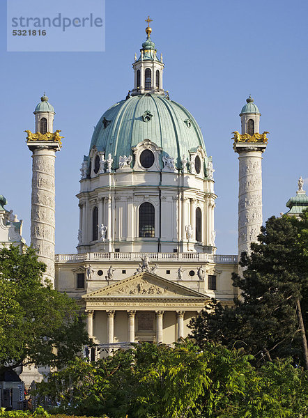 Karlskirche  Wien  Österreich  Europa  ÖffentlicherGrund