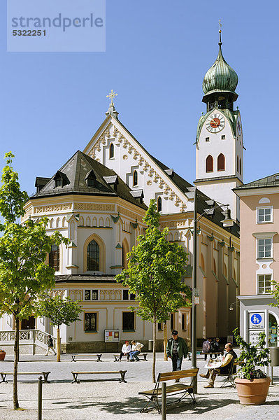 Pfarrkirche St. Nikolaus  Ludwigsplatz  Rosenheim  Oberbayern  Bayern  Deutschland  Europa