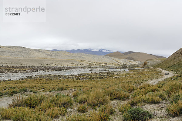 Gebirgslandschaft nahe Tingri  Himalaya  Tibet  China  Asien