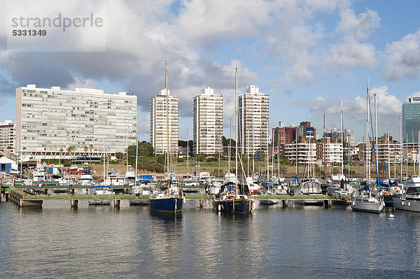 Skyline Skylines Jachthafen Montevideo Südamerika Uruguay