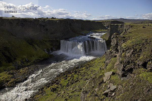 Axlafoss  Wasserfall westlich des Myrdalsjökull Gletschers  Island  Europa