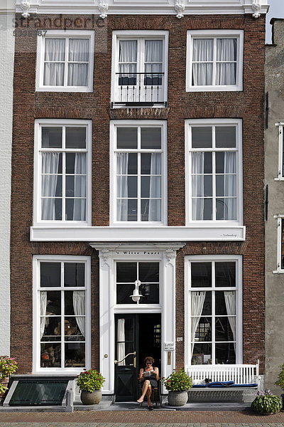 Altes Kaufmannshaus am Kinderdijk  Middelburg  Walcheren  Zeeland  Niederlande  Europa