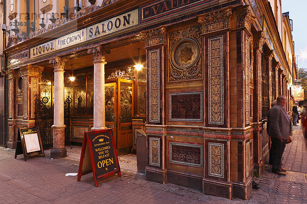 Crown Liquor Saloon  Belfast  Nordirland  Irland  Großbritannien  Europa  ÖffentlicherGrund