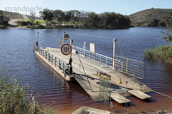 Ponton-Fähre über den Bree Fluss in Malagas  Malgas  Westkap  Südafrika  Afrika