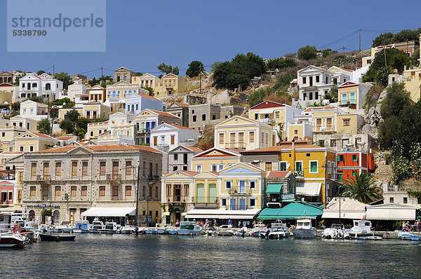 nahe Europa Gebäude klein Ignoranz Insel Sehenswürdigkeit Griechenland Rhodos Symi