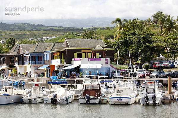 Yachthafen von Saint-Gilles-les-Bains  Insel La Reunion  Indischer Ozean