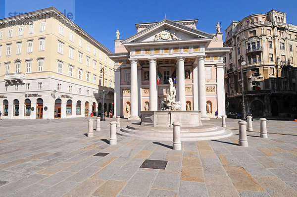 Italien  Friaul-Julisch-Venetien  Triest  der Piazza della Borsa