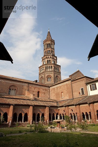 Italien  Lombardei  Mailand  Chiaravalle Abtei  das Kloster