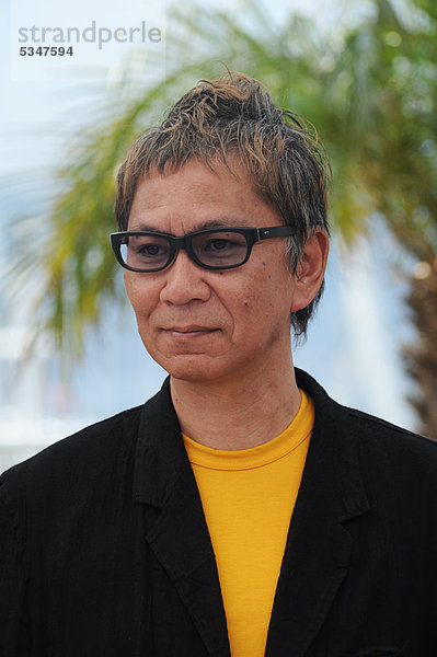 Takkashi Miike beim Fototermin zu Ichmei  Palais des Festivals  64. Internationale Filmfestspiele von Cannes  Frankreich  Europa