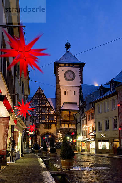 Weihnachtliche Altstadt  Freiburg im Breisgau  Baden-Württemberg  Deutschland  Europa